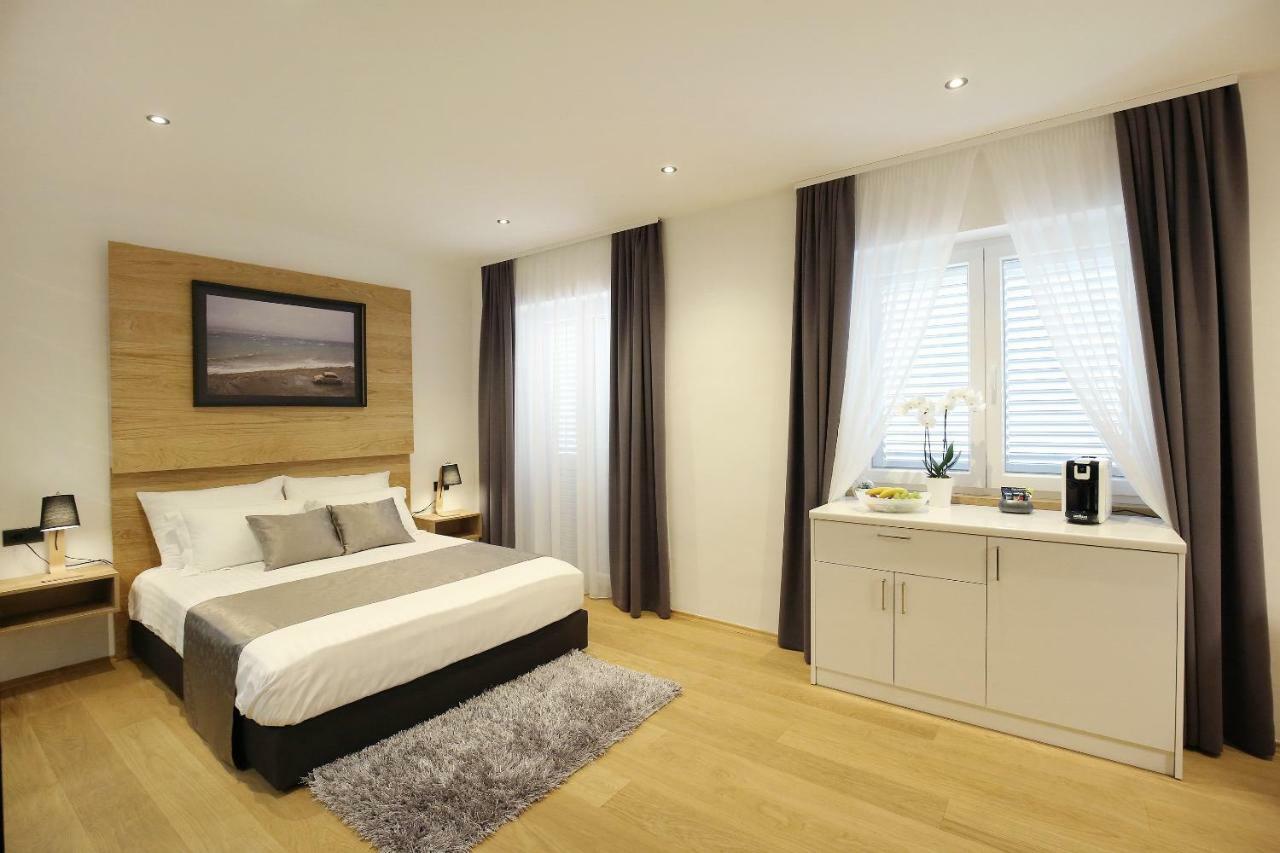 Rooms Bura I Jugo Zadar Luaran gambar