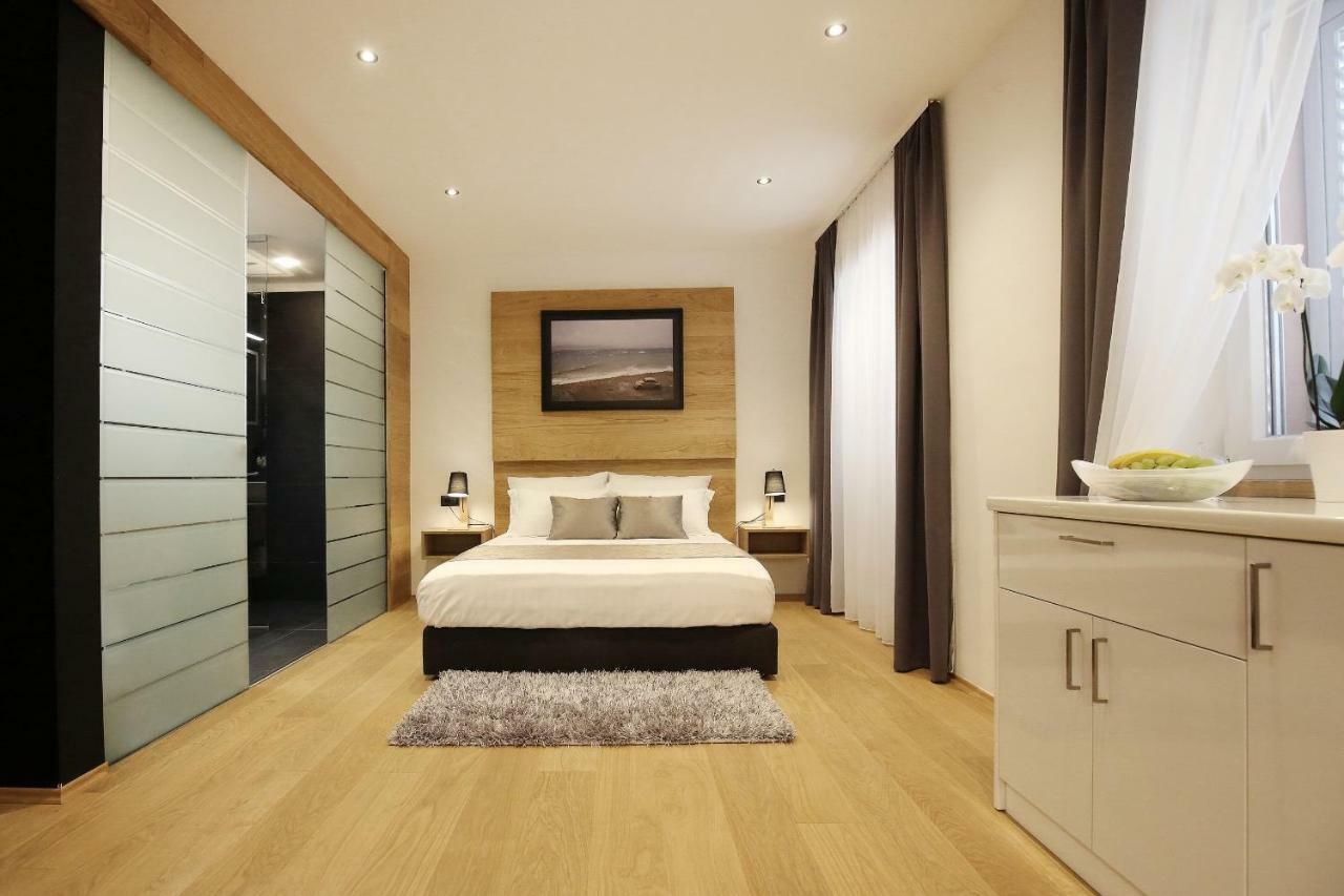 Rooms Bura I Jugo Zadar Luaran gambar