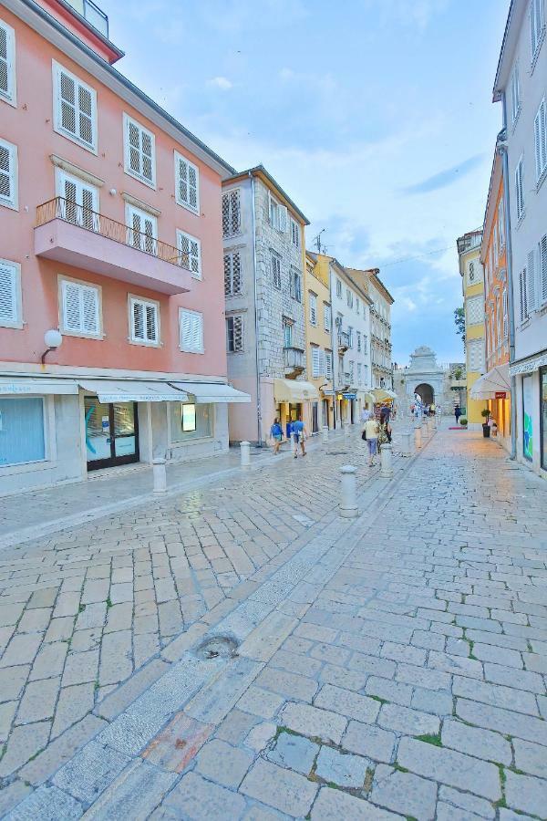 Rooms Bura I Jugo Zadar Luaran gambar